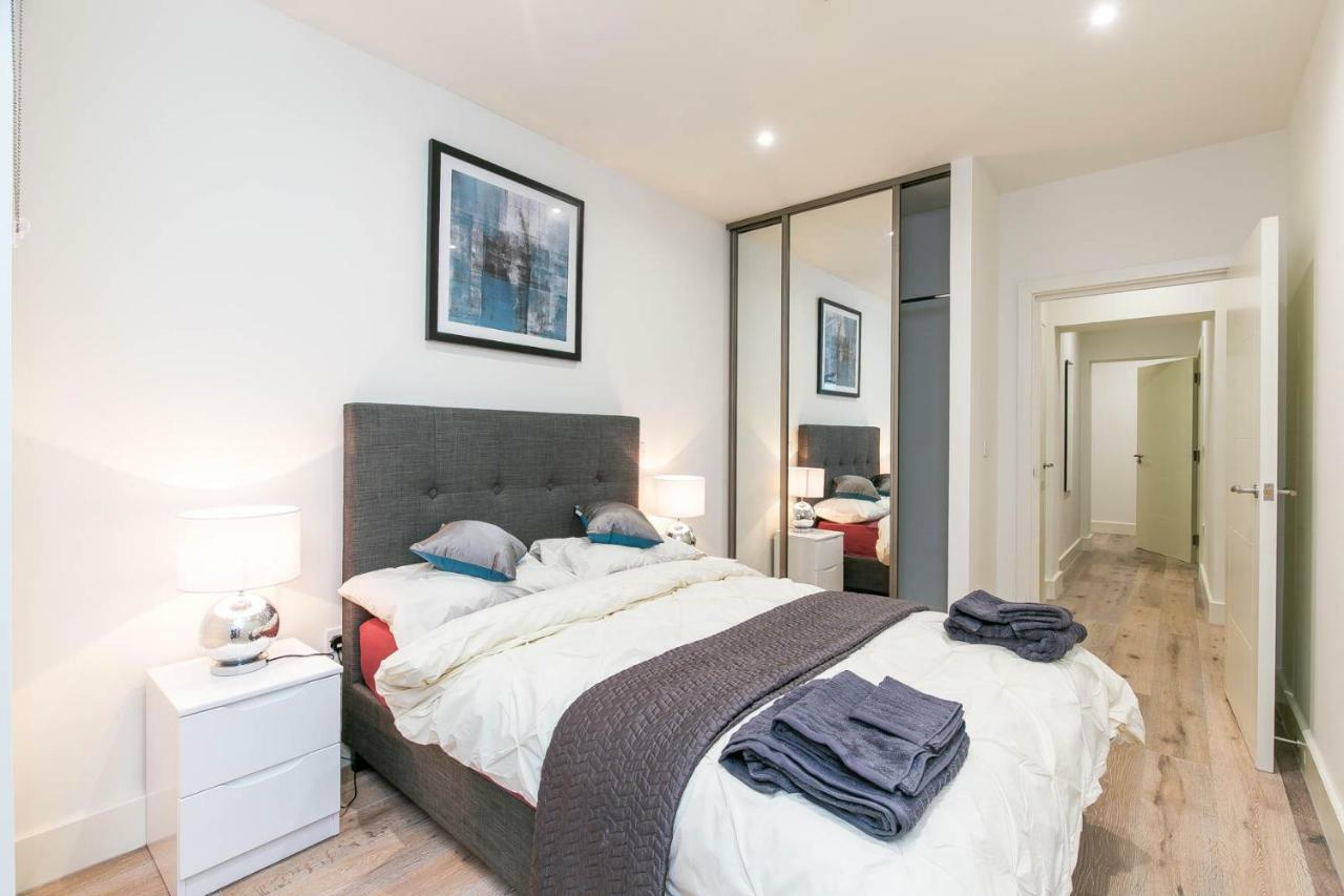Deluxe Apartments By Heathrow 하몬드스워스 외부 사진