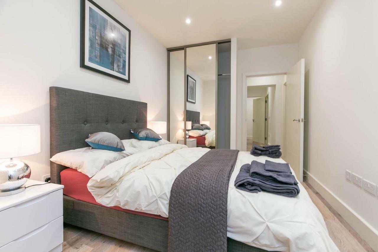 Deluxe Apartments By Heathrow 하몬드스워스 외부 사진