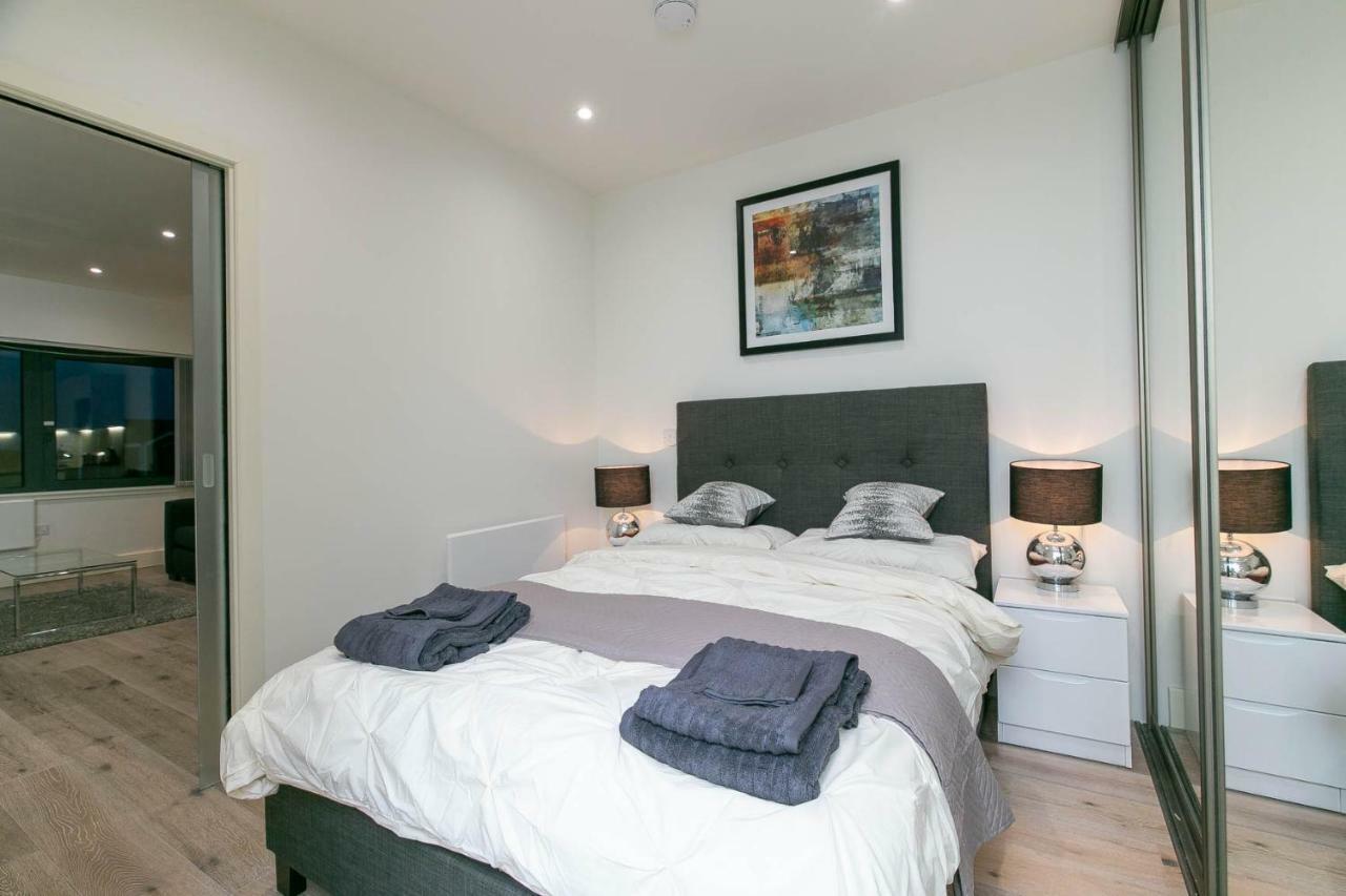 Deluxe Apartments By Heathrow 하몬드스워스 외부 사진