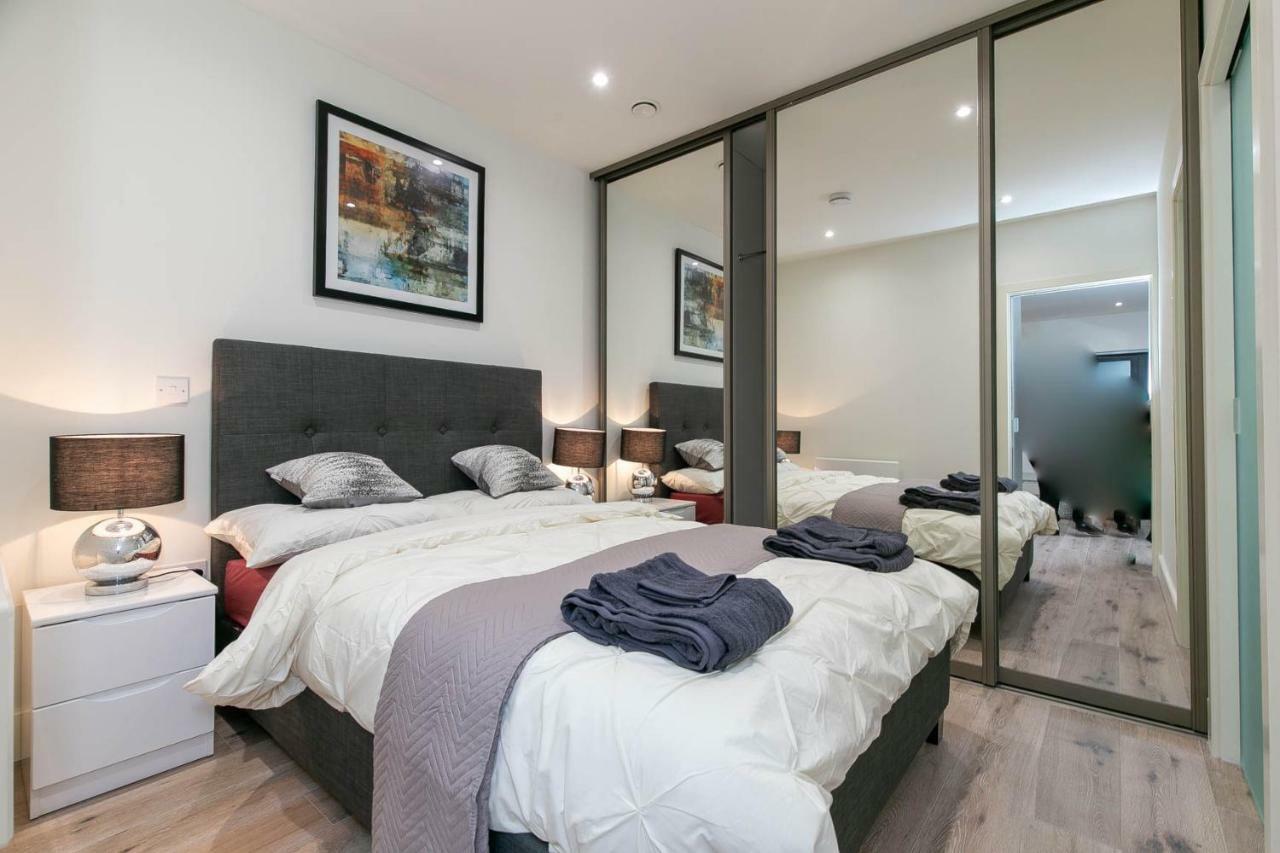 Deluxe Apartments By Heathrow 하몬드스워스 외부 사진